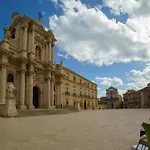 Alfeo Seafront - Sunset View In Ortigia